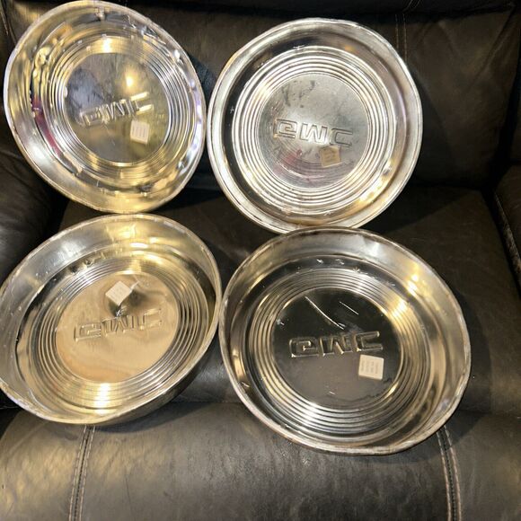 Set Of Four GMC Dog Dish Hubcaps 1993 - Picture 6 of 10